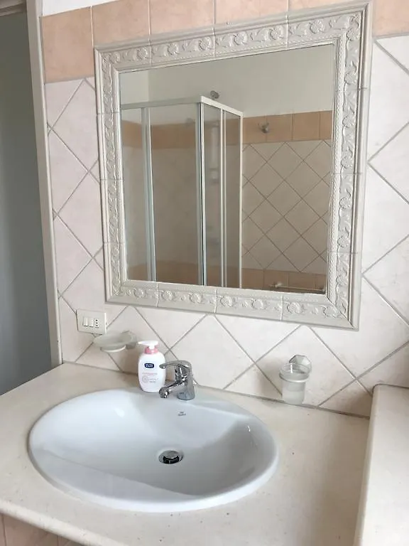 Biggy Apartment Όλμπια