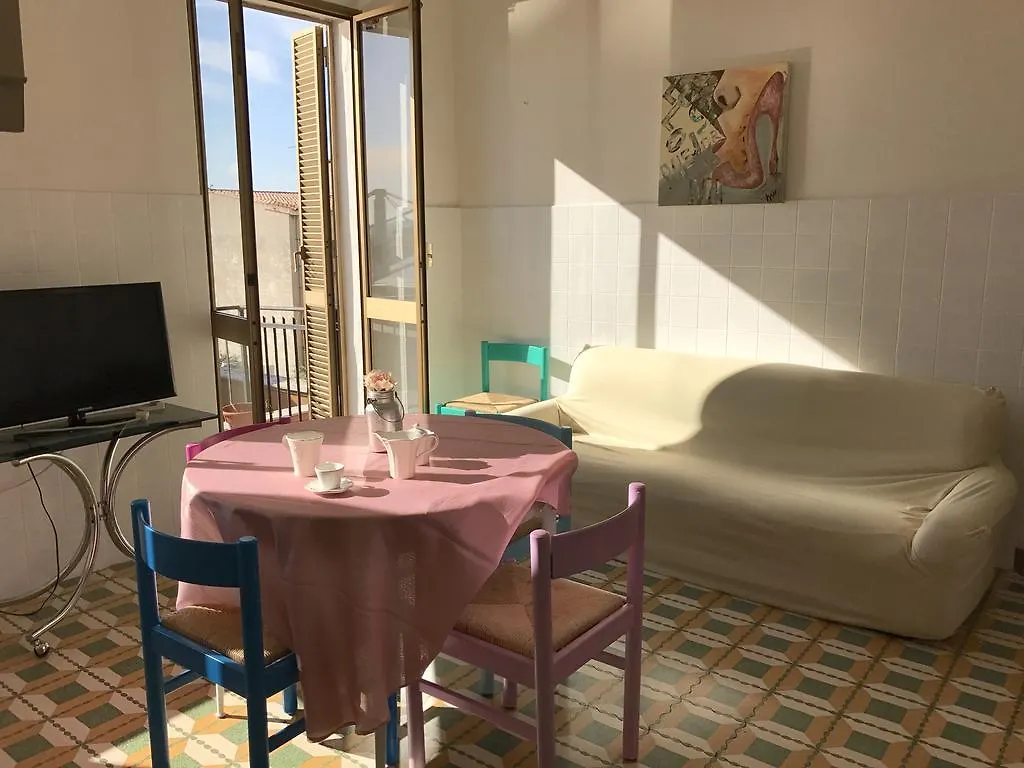 Biggy Apartment Όλμπια